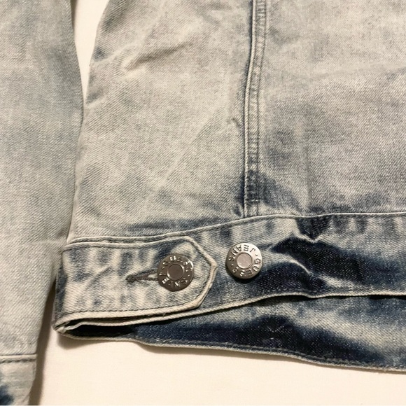 GUESS Women’s Denim Jean Jacket Size Small - Picture 15 of 16